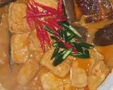 Foto langkah ke 5 dari resep Pindang Tongkol Pari Asap Tahu Terong Masak Pedas.