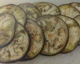 A picture of step 1 of Insalata di melanzane aubergine salad.