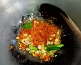 Foto langkah ke 5 dari resep Usus & Ati Ampela Woku Kemangi.