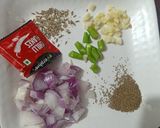 A picture of step 1 of Mooli ki bhaji.