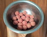 Foto langkah ke 2 dari resep Sup Bola Daging.