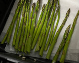 Foto del paso 1 de la receta: Espárragos trigueros en Airfryer: cena fácil y rápida