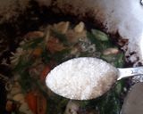 Foto langkah ke 4 dari resep Oseng Udang Lombok Ijo.