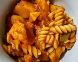 Foto del paso 6 de la receta: Fideos con estofado de pollo y vegetales salteados