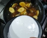 Foto langkah ke 3 dari resep Kolak pisang singkong.