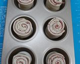 Foto langkah ke 2 dari resep Puff Pastry Smoked Beef Roll.