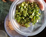 A picture of step 2 of Green masala cheese corn sandwich.