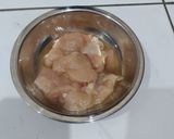 Foto langkah ke 1 dari resep Tumis ayam,jamur,wortel.