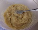Foto langkah ke 1 dari resep Bolu Pisang Kukus Lembut No Mixer.