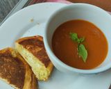 Foto del paso 9 de la receta: Sánduche🧇🧀🍅de queso🫔🧀en almojábana🥐casera con salsa de tomate🥯🍅🥫