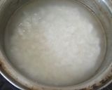 Foto langkah ke 2 dari resep Bubur nasi manis.