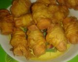 Foto langkah ke 5 dari resep Sosis mie balut telur.