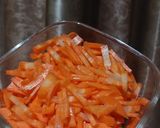 Foto langkah ke 3 dari resep Salad Wortel.