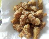 Foto langkah ke 4 dari resep Crispy spicy chicken strips.