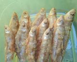 Foto langkah ke 3 dari resep Kriuk ikan seluang.