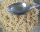 Foto langkah ke 1 dari resep Macaroni schotel full Keju.
