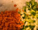 Foto del paso 1 de la receta: Hamburguesas de carne cortada a cuchillo y con verduras
