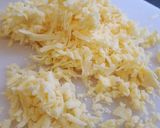 A picture of step 7 of Leek and Cheese Muffins.