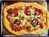 Εύκολη συνταγή για πίτσα