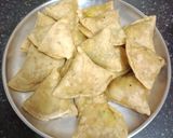 A picture of step 8 of Cheese Corn Samosas.