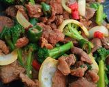 Foto langkah ke 4 dari resep Cah brokoli sapi.