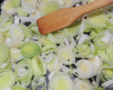 Foto del paso 3 de la receta: Quiche de puerro y salmón ahumado