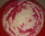 A picture of step 4 of Miss Ria Khairiyah's Puding Roti Tawar Zebra-in pink.