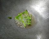 A picture of step 4 of Mulli ki bhujia (radish leaves bhujia).