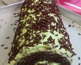 Foto langkah ke 6 dari resep Blackforest Roll😆.
