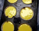 A picture of step 6 of Mango cupcakes.