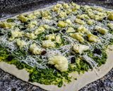 Foto del paso 3 de la receta: PAN De Mozzarella y Pesto de Perejil🌿 Dulce y Maní🥜...!