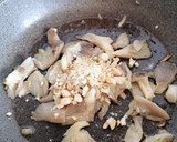Foto del paso 4 de la receta: Nidos de espinacas con gorgonzola y setas