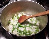 A picture of step 1 of Carolina-Style BBQ Sauce.
