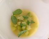 Foto del passaggio 2 della ricetta Gnocchetti di patate con crema di zucchine e gamberi argentini