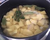 Une image de l'étape 2 de Parmentier étagé au porc,girolleset tomates séchées.