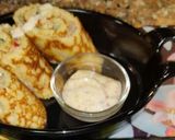 A picture of step 7 of Egg Crep Roll.