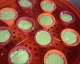 Foto langkah ke 6 dari resep Bolu kukus mekar.