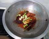 Foto langkah ke 3 dari resep Tumis Pindang Tongkol Pete.