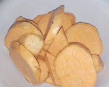 Foto langkah ke 1 dari resep Ubi Goreng Tepung.