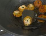 Foto langkah ke 7 dari resep Singkong Goreng Isi Bumbu Pecel.