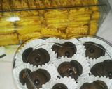 Foto langkah ke 6 dari resep Doggie Cookies.