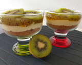 Foto del paso 5 de la receta: Vasitos de tarta de queso con mermelada de kiwi