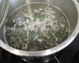 Foto del paso 8 de la receta: Cintas de espirulina con gambas