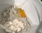 Foto del paso 4 de la receta: Cuadrados de crumble de manzana