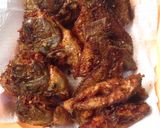 Foto langkah ke 5 dari resep Ikan Nila Goreng Bumbu Bawang.