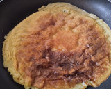 Foto del paso 4 de la receta: "Crepe" de mazorca🌽con queso🧀 y dulce de guayaba🥞