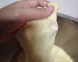 Foto langkah ke 4 dari resep Donat metode autolisis (donat tanpa mixer dan ulen).