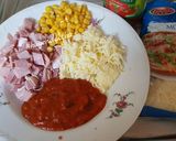 Hình bước làm 1 của món Pizza cuộn