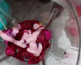 Foto langkah ke 2 dari resep Smothies buah naga apel.