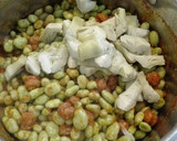 Foto del paso 7 de la receta: Guiso de Habas, Alcachofas y Guisantes